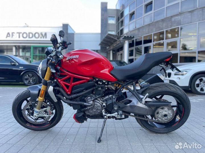 Ducati Monster 1200