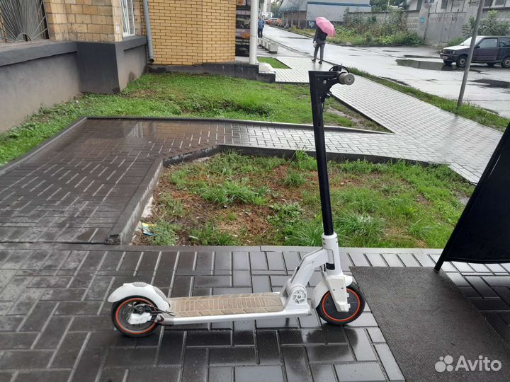 М.22132 Электросамокат Kugo M2 Pro