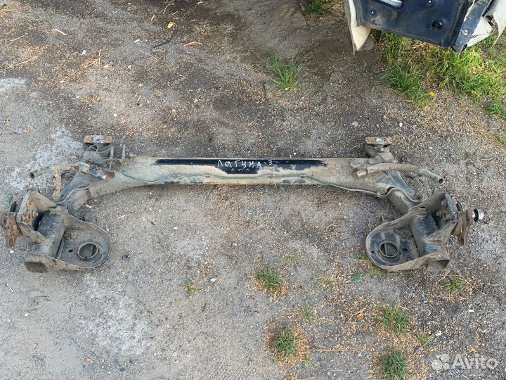 Балка laguna 3 универсал - лифтбек