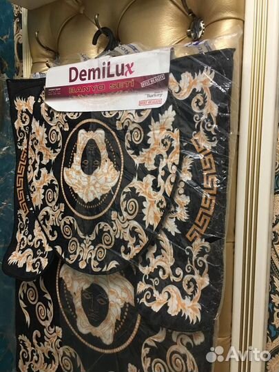 Комплект ковриков для ванной versace новый 3шт