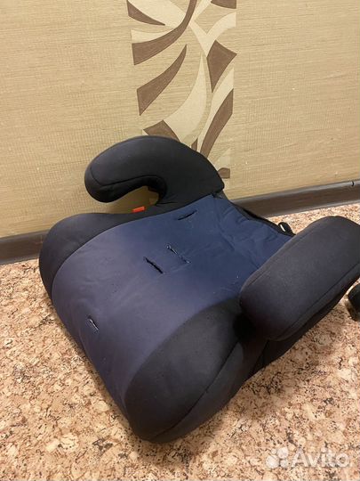 Автомобильное детское кресло