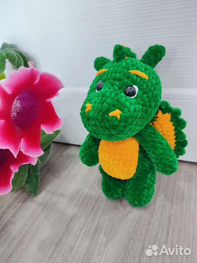 Дракоша плюшевый