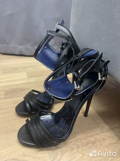 Элегантные каблуки richmond