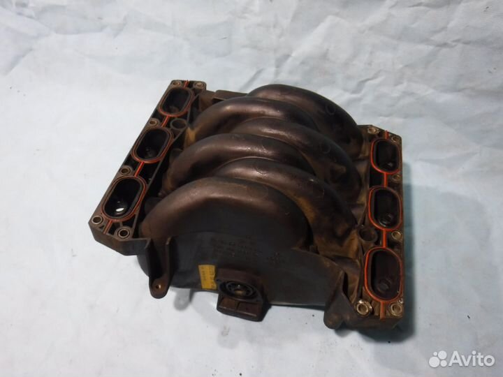 Впускной коллектор Audi A6 c5 / Ауди А6 с5 ц5