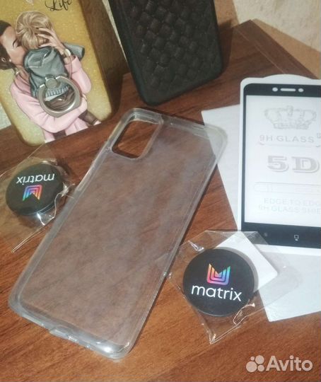 Мобильные аксессуары чехол стекло