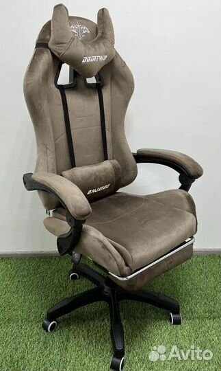 Кресло для игр. Игровое кресло с массажем