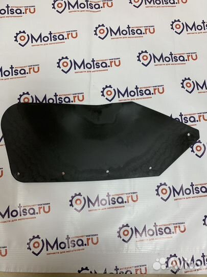 Брызговик снегоход Тайга боковой (С40100056)