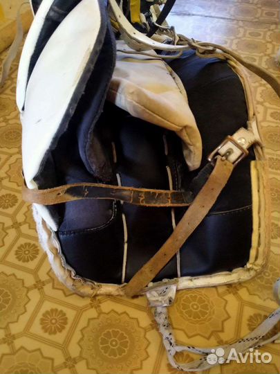 Вратарские щитки Bauer one 90