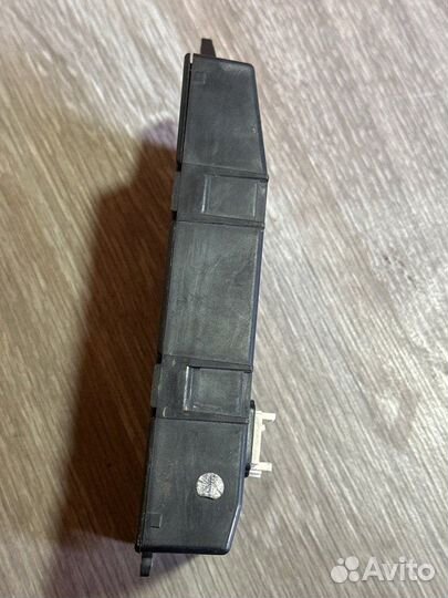 Блок комфорта Renault Logan sandero K7M 710 2011