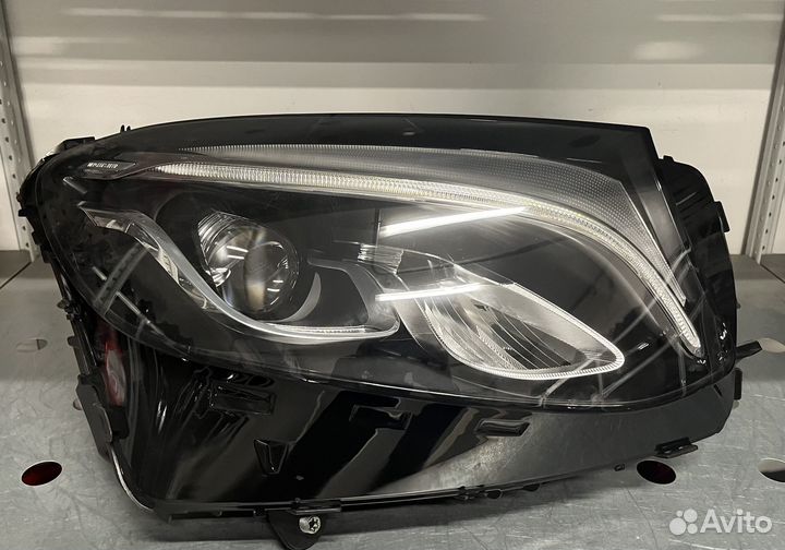 Правая фара Mercedes GLC X253