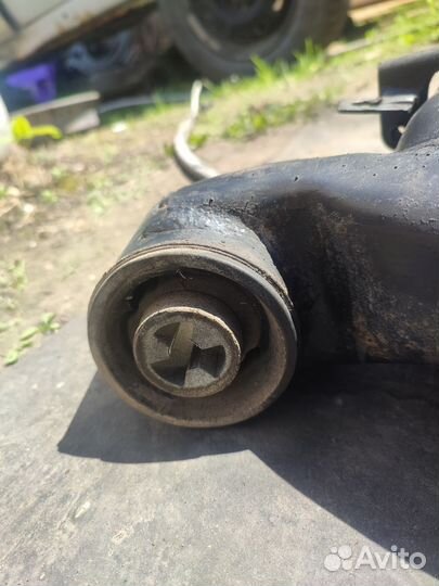 Задняя балка Шкода Фабия 2, rapid