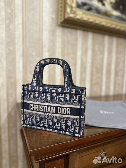 Сумка Dior mini Book Tote оригинал