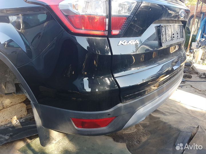 Задний бампер в сборе Ford Kuga 2 рестайлинг