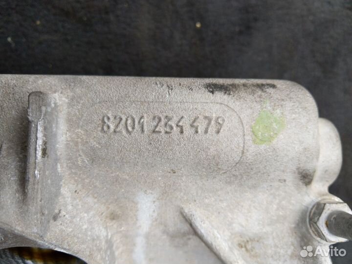 Коллектор впускной 8201234479