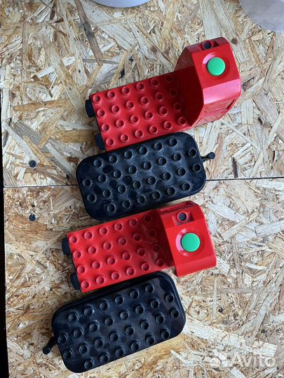 Паровозики Лего (на запчасти)