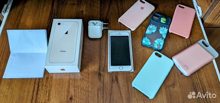 iPhone 8, 64 ГБ