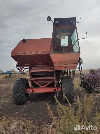 Комбайн Нива-Сельхозтехника СКА-5, 1997