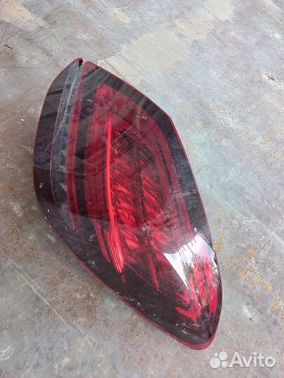 Фонарь задний