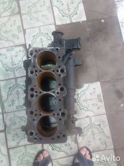 Блок 4G64 для Mitsubishi Galant (USA)