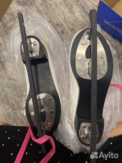 Коньки фигурные для девочки 33 размер