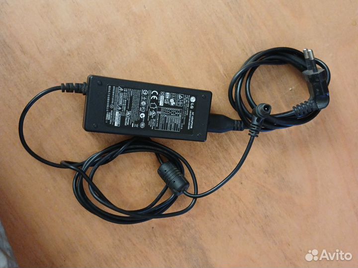 Блок питания для телевизора lg 19v 2.1а