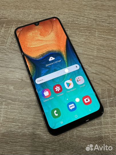 Samsung Galaxy A30, 3/32 ГБ