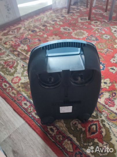 Продам пылесос bosch GL-30/ бу