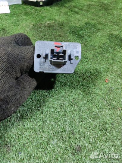 Резистор отопителя LADA Granta