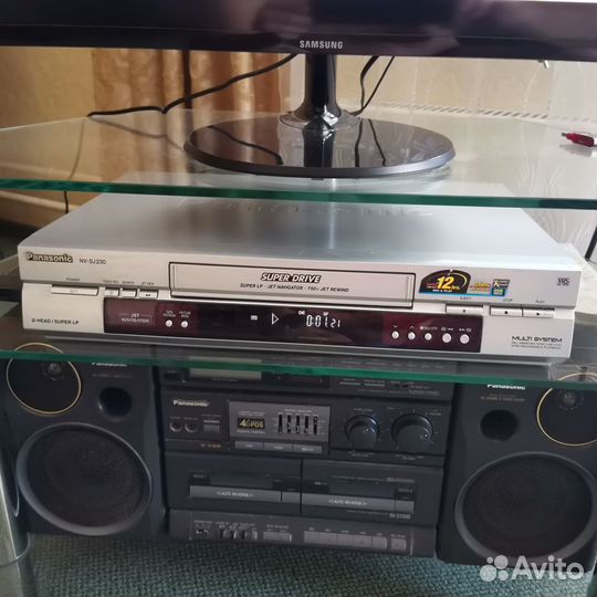 Видеомагнитофон Panasonic NV-SJ230EU