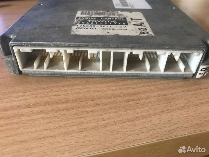 Блок управления двс Toyota Caldina