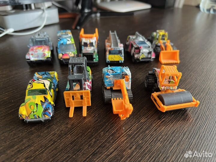 Набор машинок