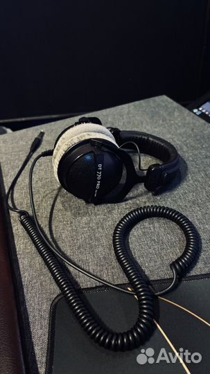 Beyerdynamic dt 770 pro 250 ohm