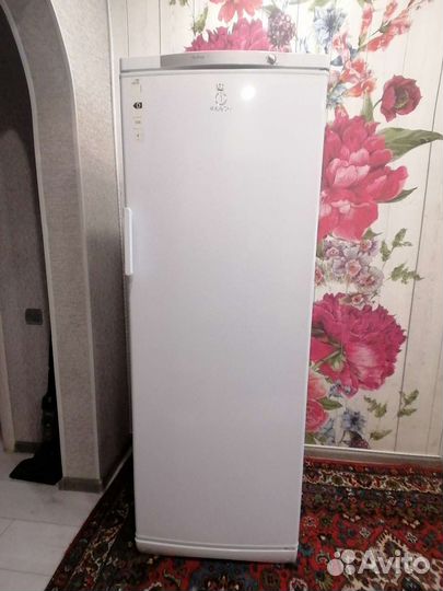 Морозильная камера indesit SFR 167 NF