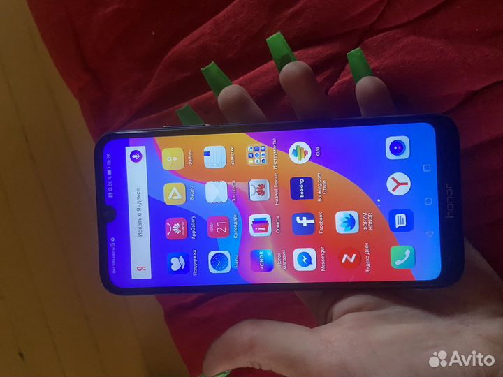 Телефон Huawei 8а