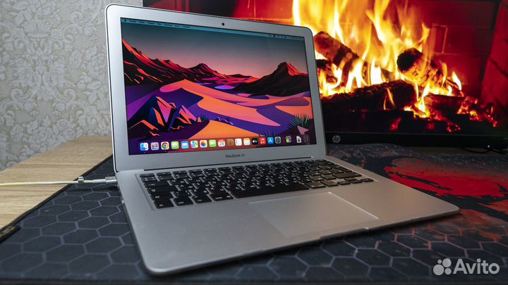 MacBook Air 13 2017 Как новый