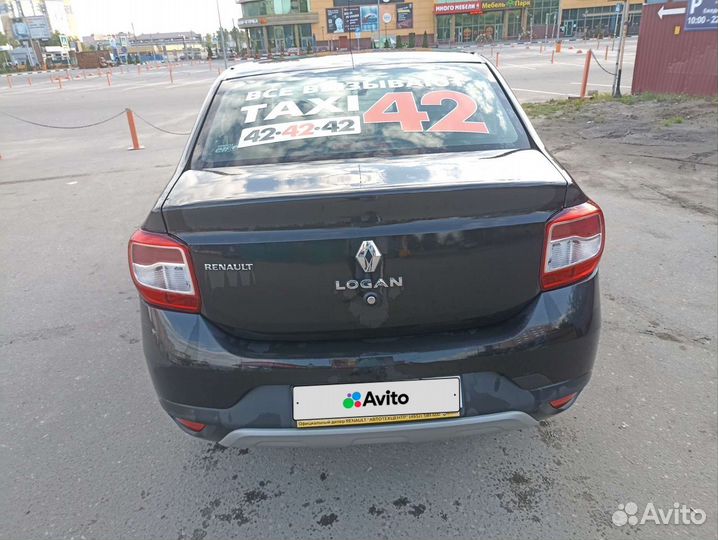 Renault Logan Stepway 1.6 МТ, 2019, битый, 200 000 км
