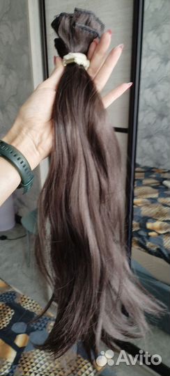 Волосы на заколках