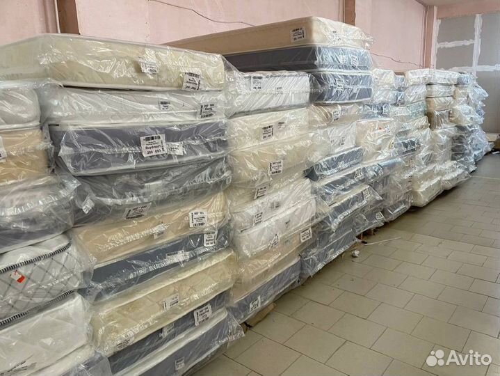 Наматрасник на резинках