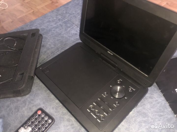 Портивный видеопраиграватель dexp EG-1001