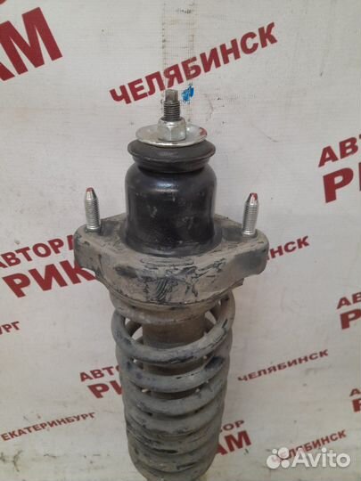 Стойка задняя Mitsubishi Outlander GF8W 4J12 2018