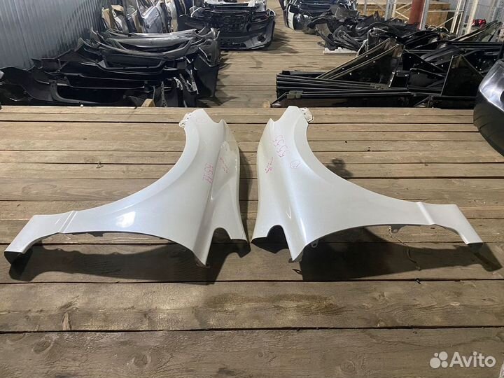 Крыло переднее Honda Civic 4D