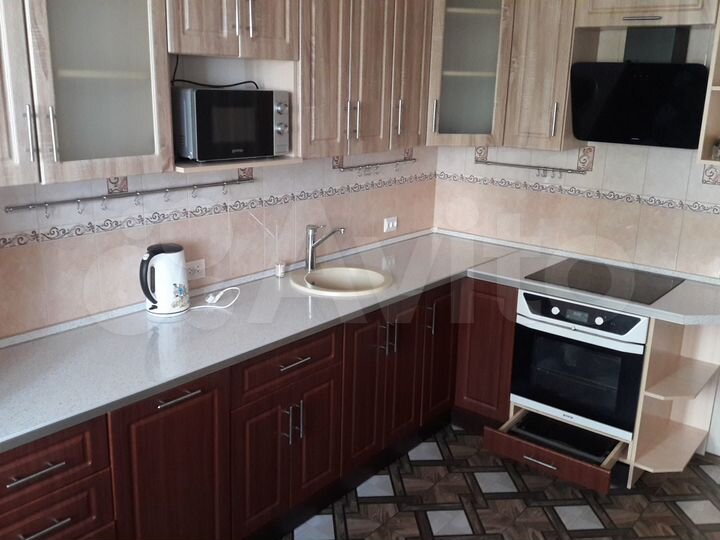 1-к. квартира, 43 м², 3/17 эт.