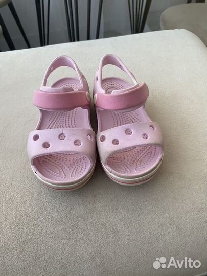 Сандалии crocs c8