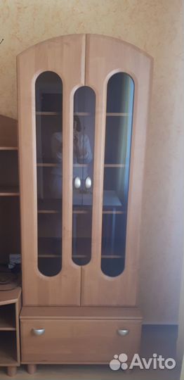 Шкаф сервант