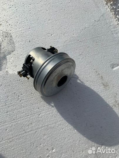 Мотор переменного тока для пылесоса