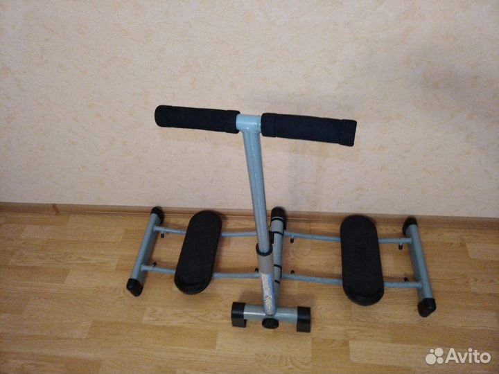 Тренажер для бедер