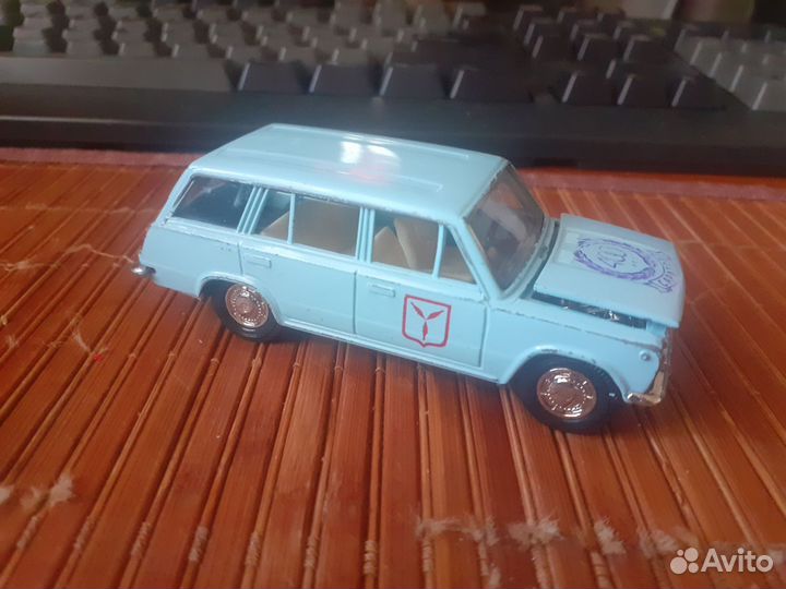 Модель автомобиля ваз 2102