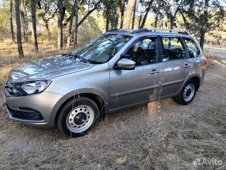 LADA Granta 1.6 МТ, 2022, 28 971 км