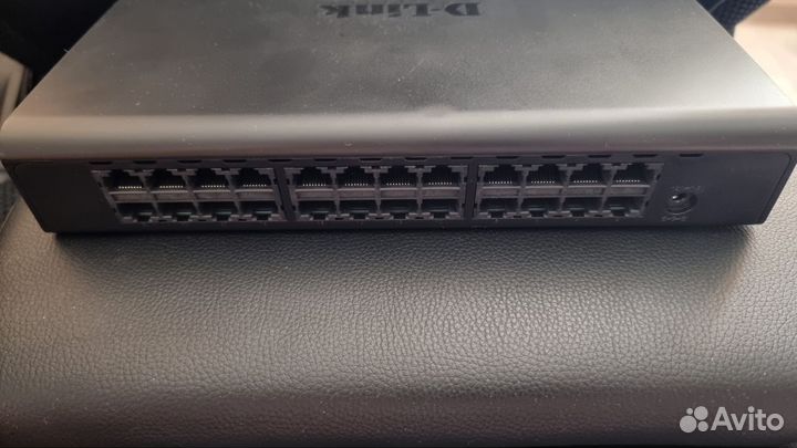Коммутатор D-Link DGS-1024A