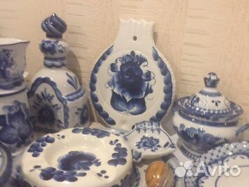 Изделия Гжель и под гжель разная